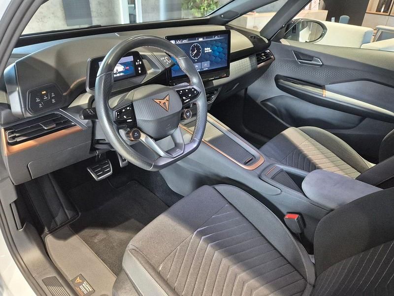 Gebraucht Cupra Born 169 kW (231 PS) 2022 Weiß Kleinwagen