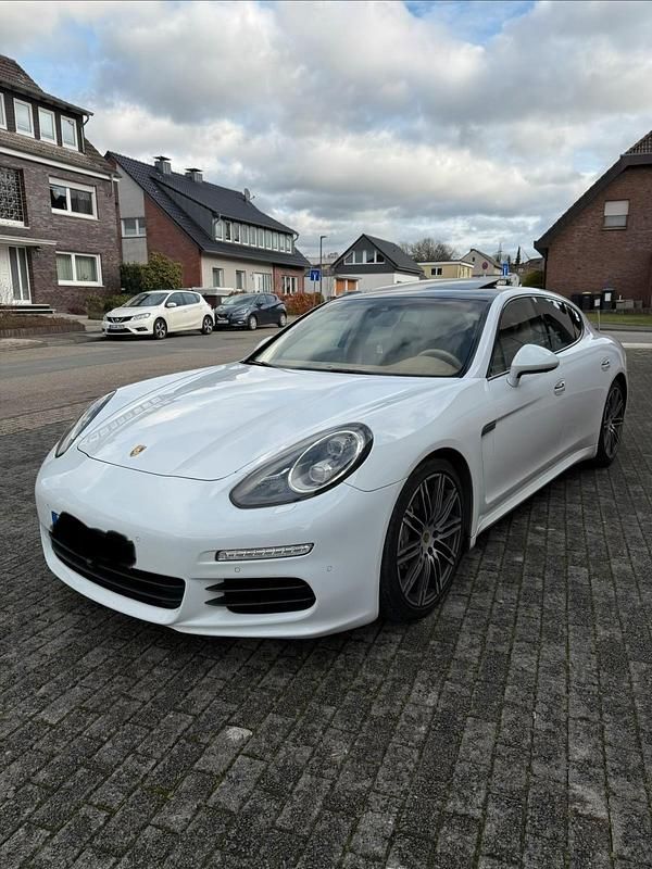 Gebraucht Porsche Panamera 300 PS (220 kW) 2015 Beige Limousine