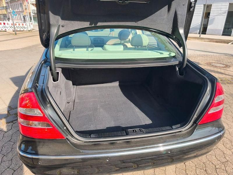 Gebraucht Mercedes 240 177 PS (130 kW) 2002 Schwarz Limousine