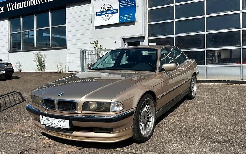 Gold Gebraucht 1996 BMW 735 Performance Limousine | 11.900 € (Etwas zu teuer) - Bild 1/4