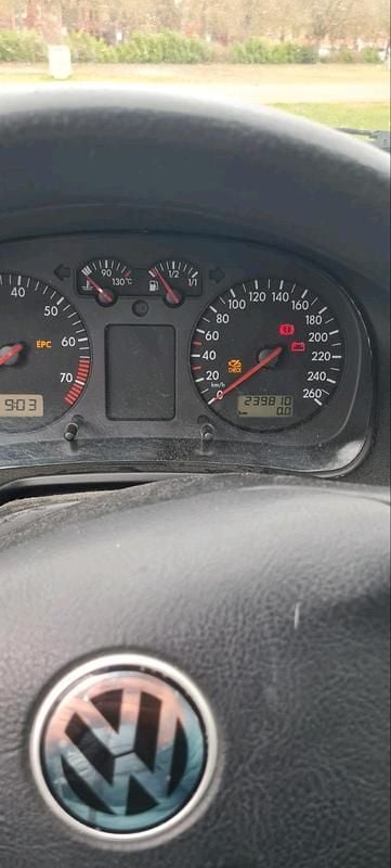 Gebraucht VW Golf IV 101 PS (74 kW) 2000 Blau Kombi