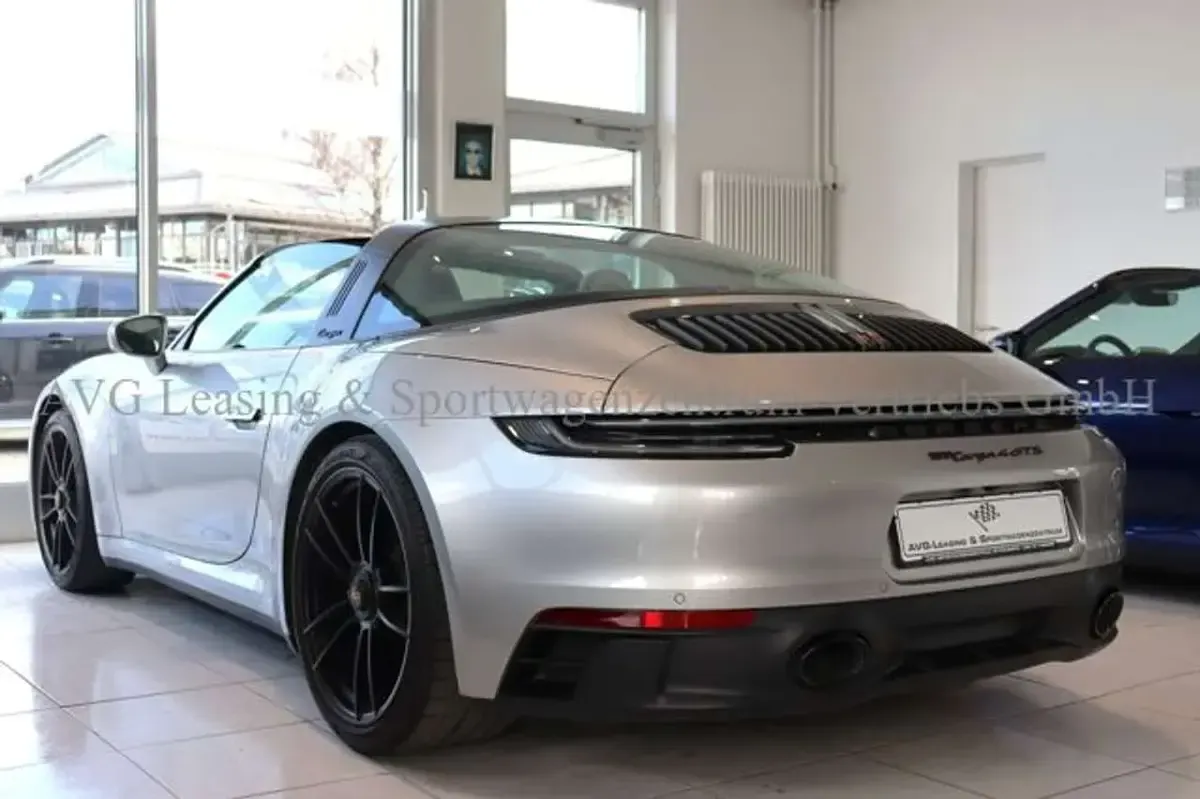 Gebraucht Porsche 911 Carrera 4 GTS Targa 480 PS (353 kW) 2024 Silber Cabrio