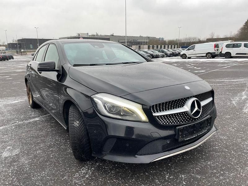 Gebraucht Mercedes A220 177 PS (130 kW) 2018 Schwarz Limousine