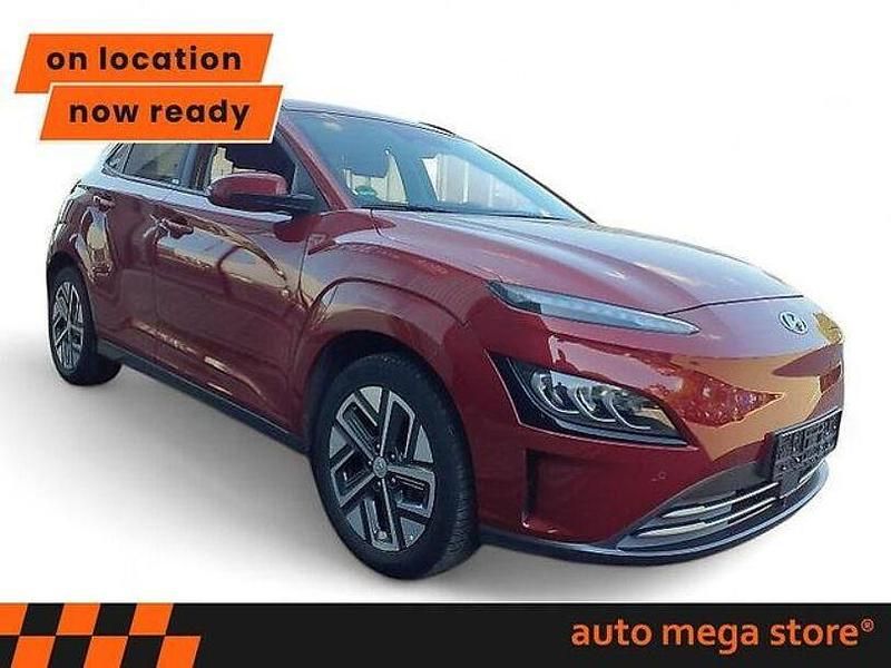 Gebraucht Hyundai Kona Trend 100 kW (136 PS) 2021 Rot SUV
