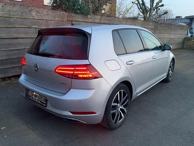 Gebraucht VW Golf VII Join 131 PS (96 kW) 2019 Silber Limousine