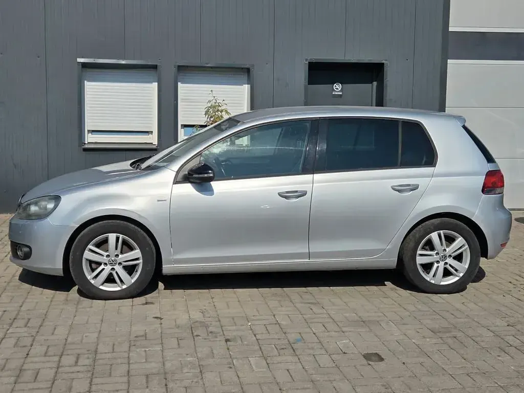 Gebraucht VW Golf VII Match 86 PS (63 kW) 2012 Reflexsilber metallic Limousine