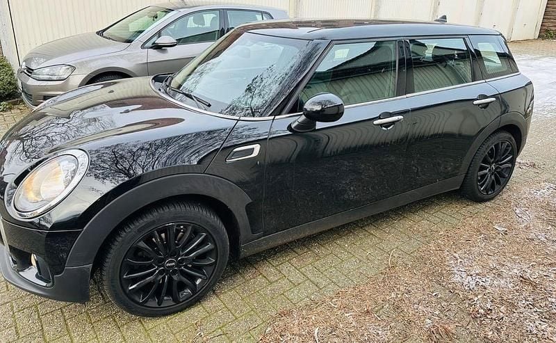 Schwarz Gebraucht 2018 Mini Cooper Clubman Kombi | 14.500 € (Guter Preis) - Bild 1/4
