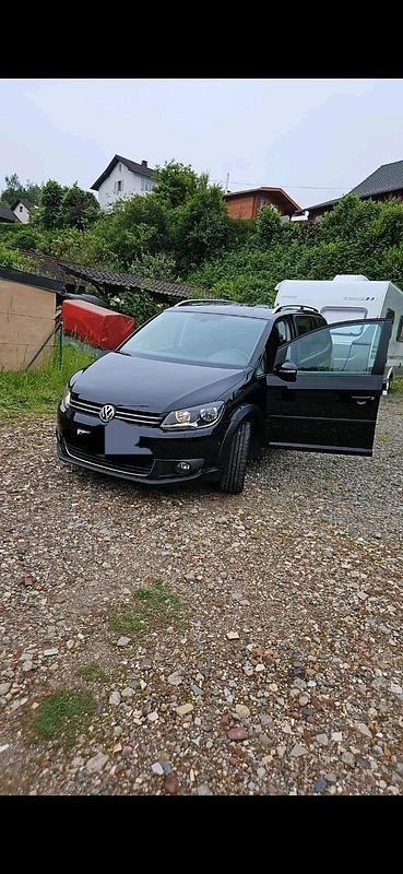 Gebraucht VW Touran Cross 140 PS (102 kW) 2011 Schwarz Van / Kleinbus