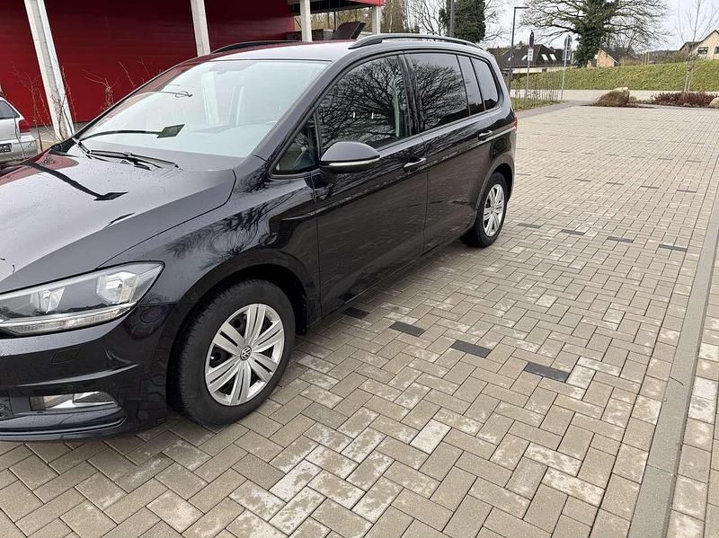 Gebraucht VW Touran 110 PS (80 kW) 2016 Schwarz Van / Kleinbus