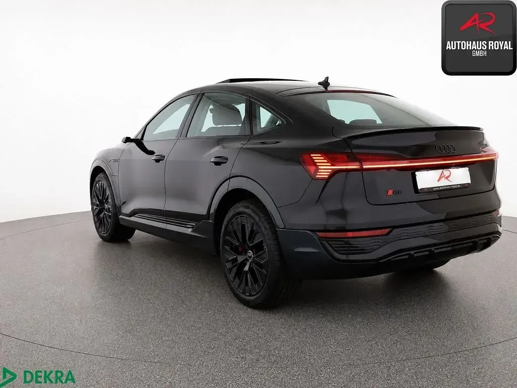 Gebraucht Audi Q8 e-tron S-Line 250 kW (340 PS) 2024 Schwarz SUV