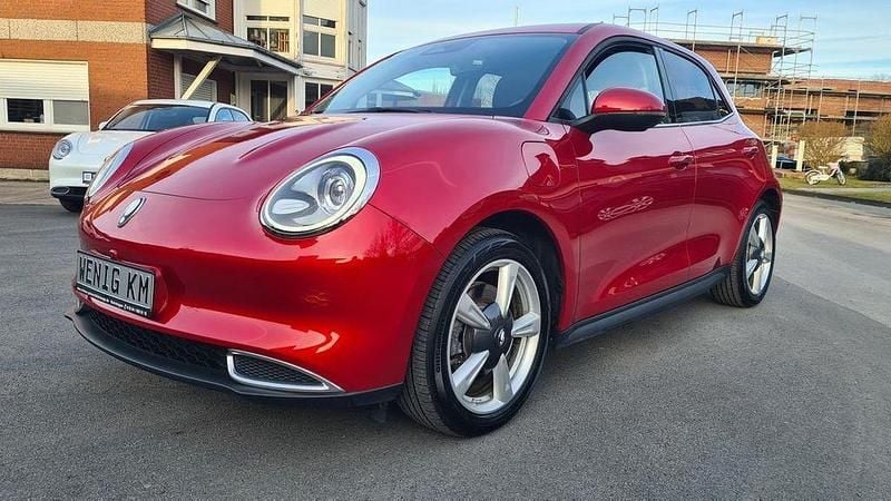 Gebraucht Ora Funky Cat 300 Pro 125 kW (171 PS) 2023 Galaxy rot Kleinwagen