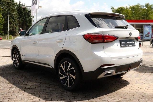Gebraucht MG ZS Luxury 197 PS (144 kW) 2025 Dover white (weiß) SUV