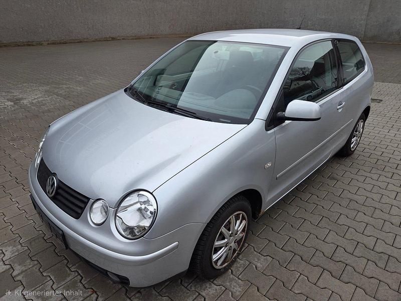 Silber Gebraucht 2002 VW Polo Kleinwagen | 2.990 € (Teuer) - Bild 1/4