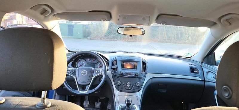 Gebraucht Opel Insignia 120 PS (88 kW) 2014 Blau Kombi