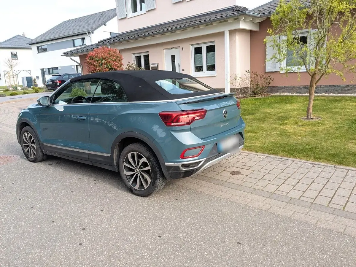 Gebraucht VW T-Roc Cabriolet Move 110 PS (80 kW) 2022 Blau Cabrio