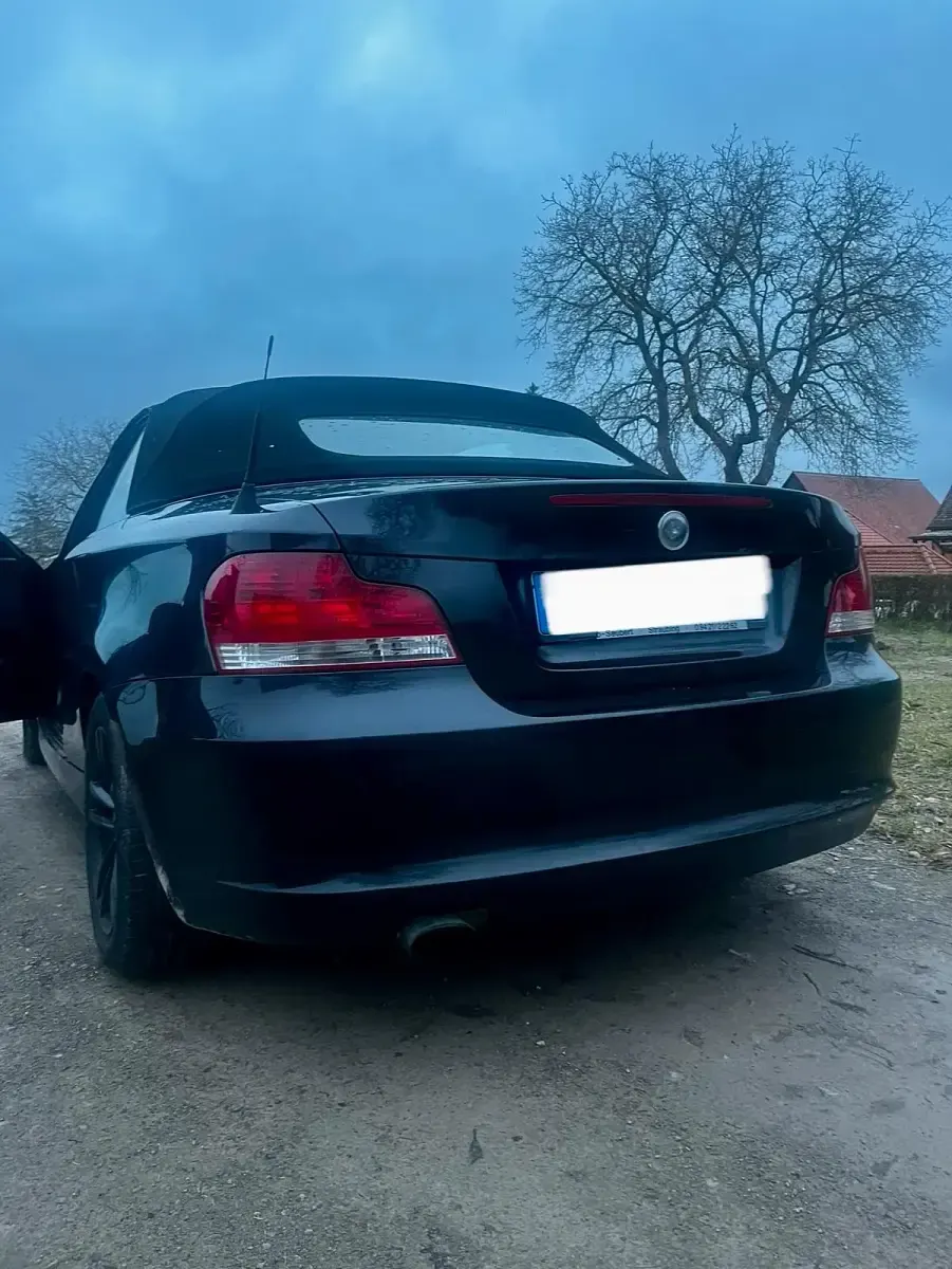 Gebraucht BMW 120 Cabriolet 170 PS (125 kW) 2008 Schwarz Cabrio
