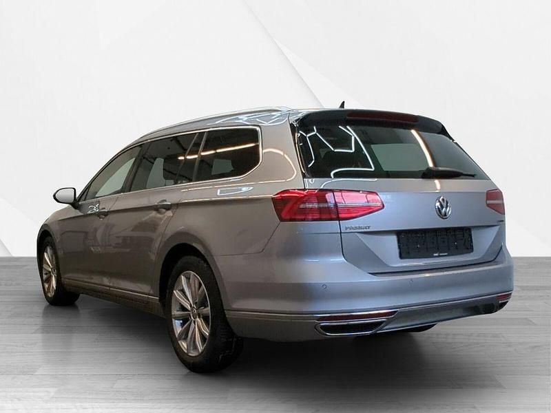 Gebraucht VW Passat Highline 190 PS (139 kW) 2019 Silber Limousine