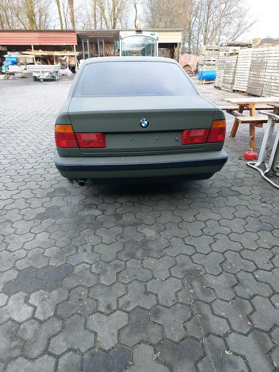 Gebraucht BMW 524 150 PS (110 kW) 1994 Grün Limousine