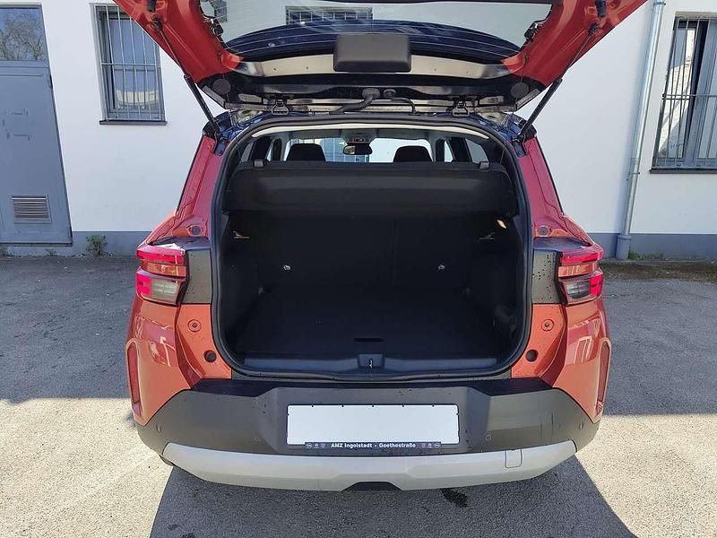 Neu Opel Frontera 83 kW (113 PS) 2025 Kanyon orange SUV