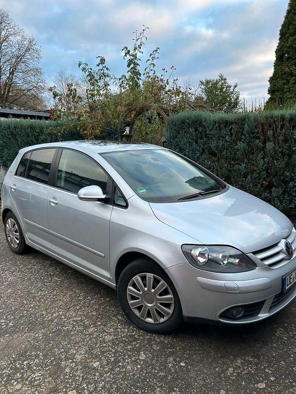 Grau Gebraucht 2007 VW Golf Plus Cross Edition Van / Kleinbus | 3.500 € (Guter Preis) - Bild 1/4