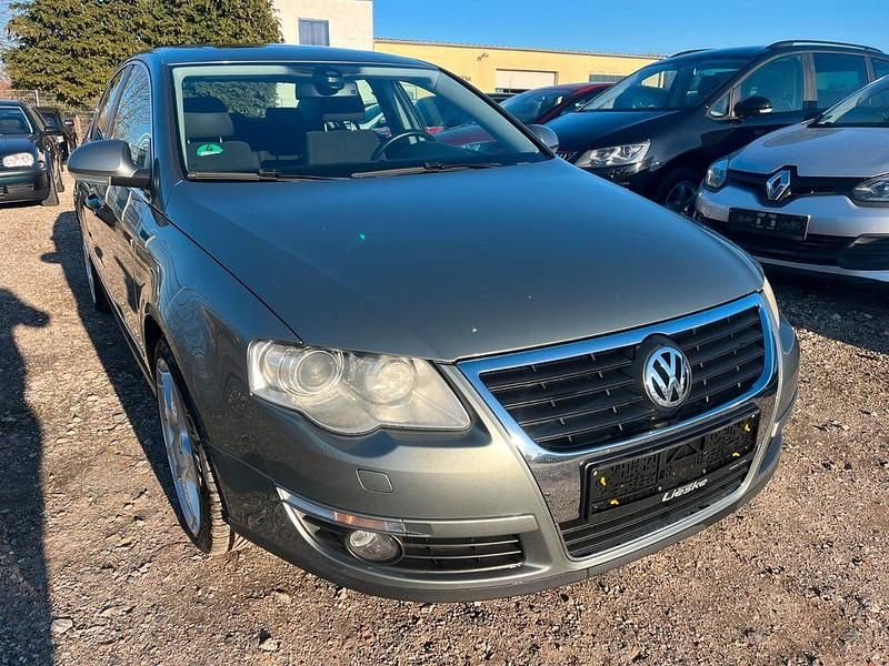 Gebraucht VW Passat Comfortline 140 PS (102 kW) 2009 Grün Limousine