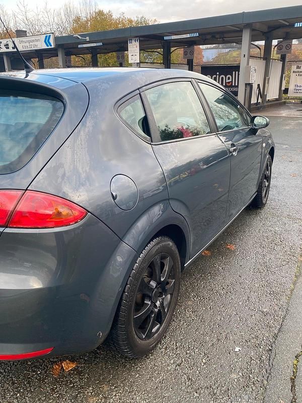 Gebraucht Seat Leon 101 PS (74 kW) 2008 Schwarz Kombi