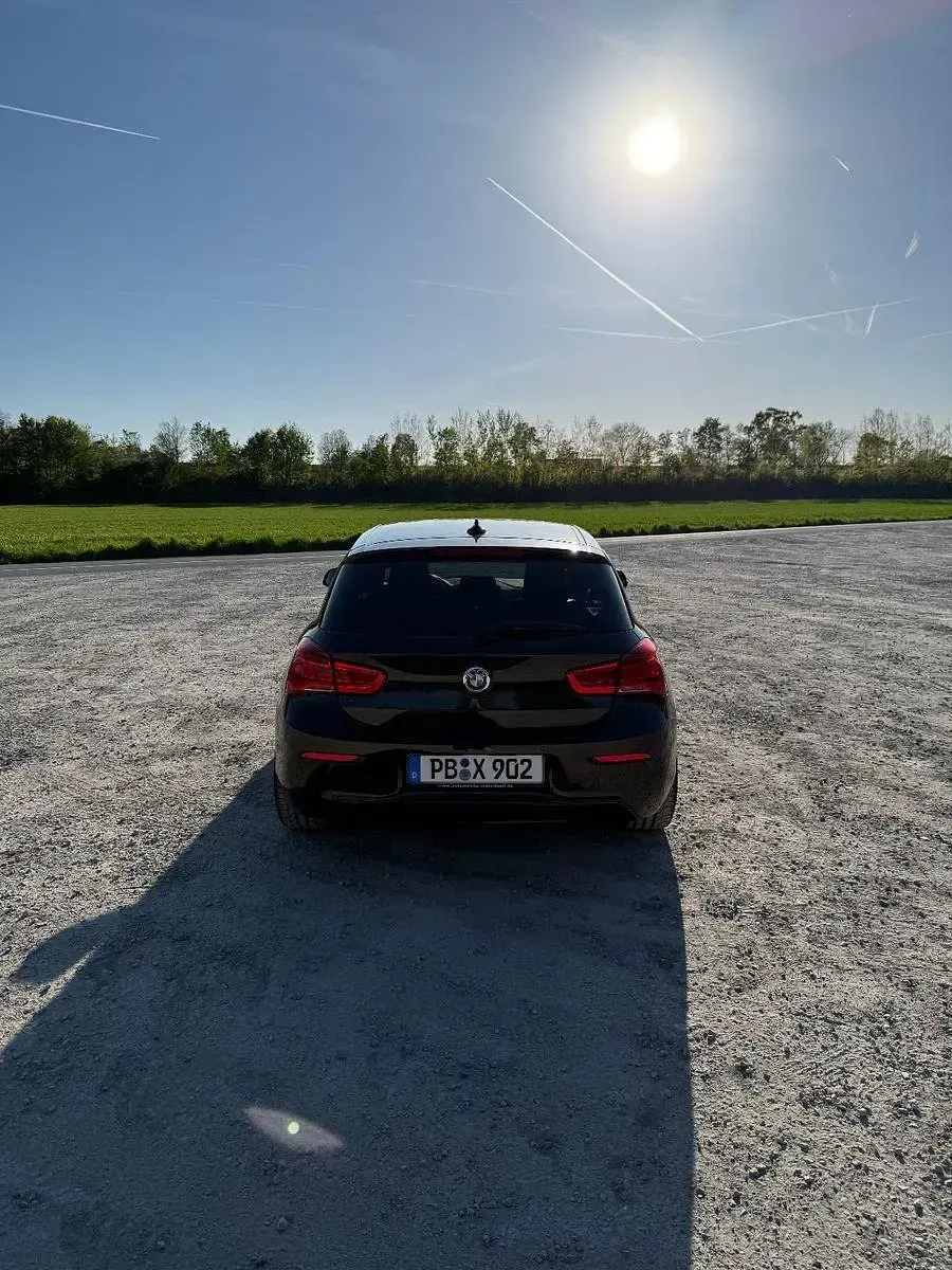 Używany BMW 118 Advantage 136 KM (100 kW) 2017 Brązowy Hatchback