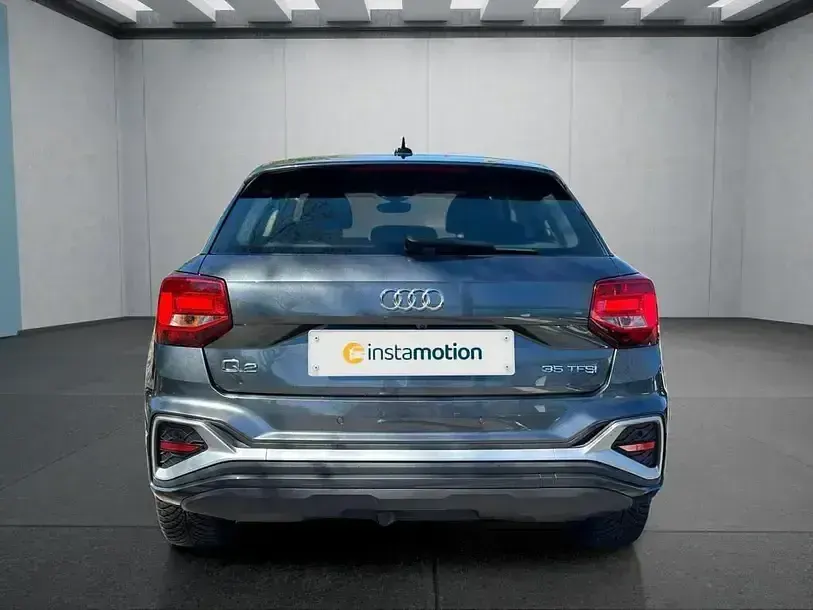 Gebraucht Audi Q2 S-Line 150 PS (110 kW) 2025 Grau SUV