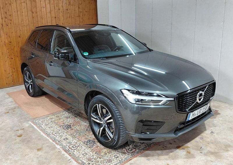 Grau Gebraucht 2020 Volvo XC60 R-Design SUV | 29.990 € (Etwas zu teuer) - Bild 1/4