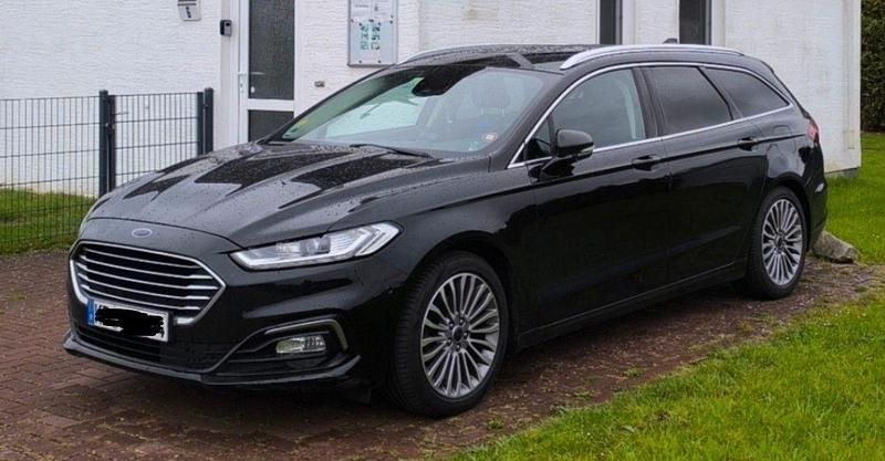 Schwarz Gebraucht 2020 Ford Mondeo Titanium Kombi | 10.000 € (Superpreis) - Bild 1/4