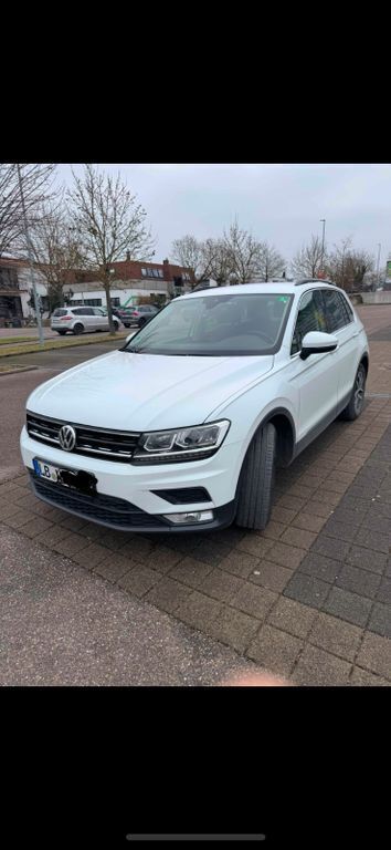Weiß Gebraucht 2016 VW Tiguan Comfortline SUV | 21.900 € (Fairer Preis) - Bild 1/4