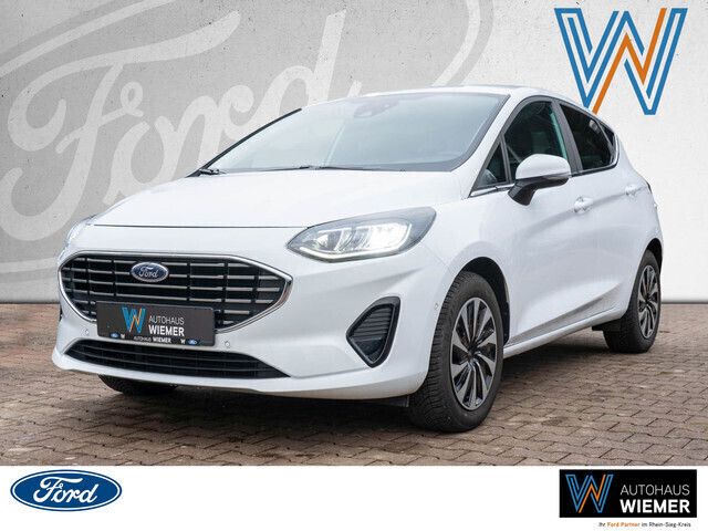 Frozen white Gebraucht 2023 Ford Fiesta Titanium X Kleinwagen | 17.900 € (Fairer Preis) - Bild 1/4