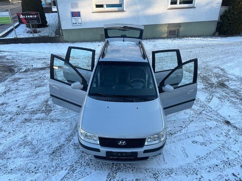 Silber Gebraucht 2005 Hyundai Matrix GLS Van / Kleinbus | 3.490 € (Fairer Preis) - Bild 1/4