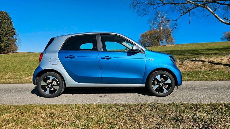 Gebraucht Smart ForFour Electric Drive Passion 60 kW (82 PS) 2020 Blau Kleinwagen