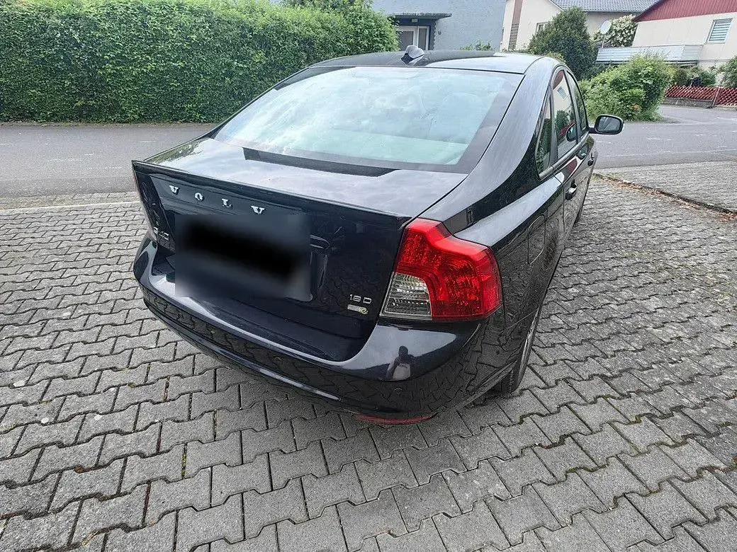 Gebraucht Volvo S40 109 PS (80 kW) 2009 Schwarz Limousine