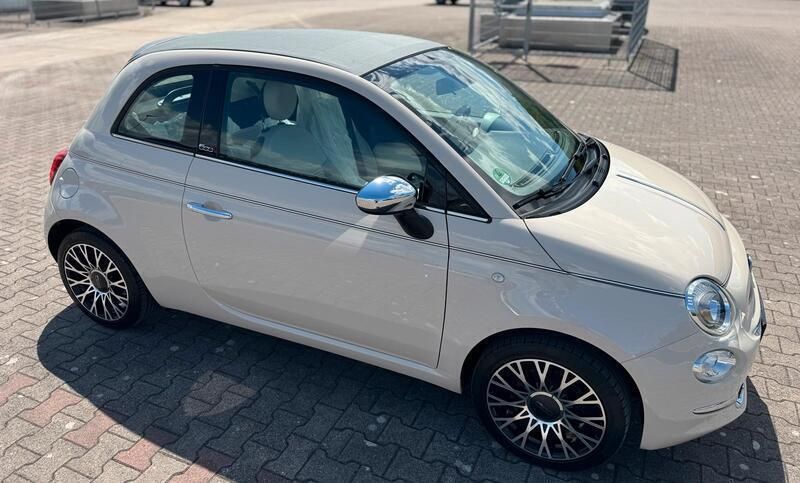 Beige Gebraucht 2019 Fiat 500C Collezione Cabrio | 10.000 € (Fairer Preis) - Bild 1/4