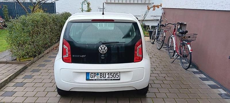 Gebraucht VW up! 68 PS (50 kW) 2013 Weiß Kleinwagen