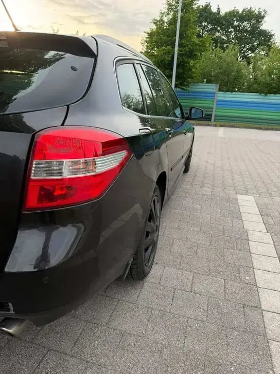 Gebraucht Renault Laguna GrandTour Dynamique 150 PS (110 kW) 2008 Kombi