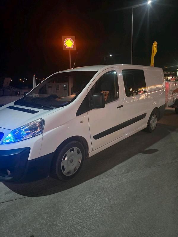 Weiß Gebraucht 2010 Fiat Scudo Van | 5.500 € - Bild 1/4