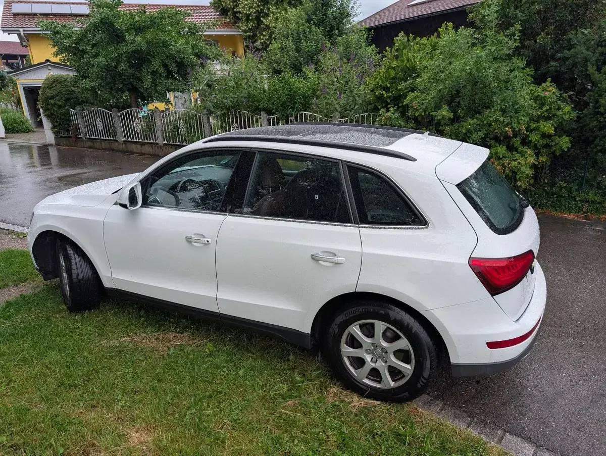 Gebraucht Audi Q5 150 PS (110 kW) 2015 Weiß SUV