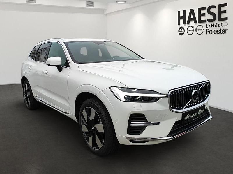 Gebraucht Volvo XC60 Plus 455 PS (334 kW) 2025 Crystal white / metallic SUV