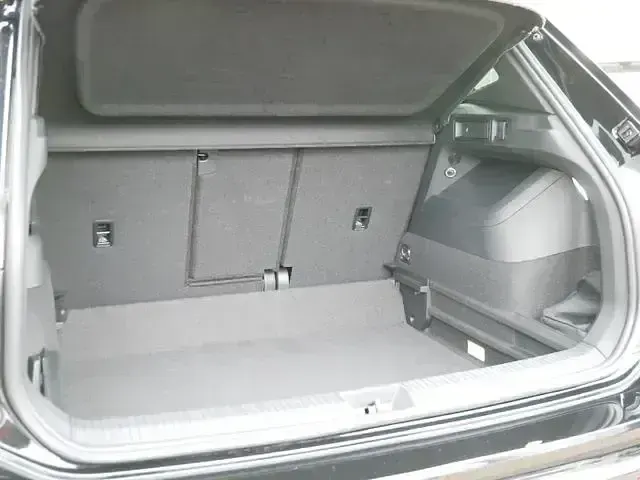 Second-hand VW Tiguan Goal 150 CP (110 kW) 2025 Negru SUV