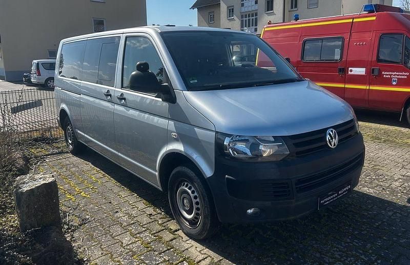 Gebraucht VW Transporter 140 PS (102 kW) 2015 Silber Van