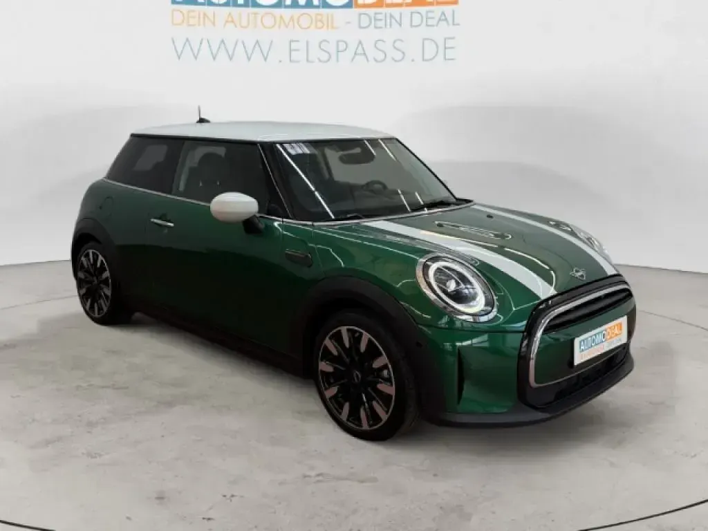 Gebraucht Mini Cooper 136 PS (100 kW) 2022 Gruen Kleinwagen