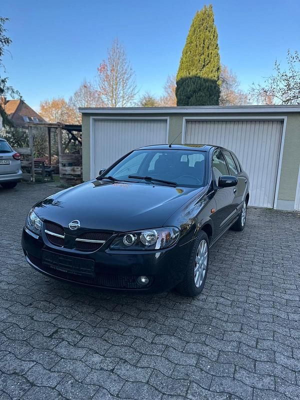 Schwarz Gebraucht 2003 Nissan Almera Kleinwagen | 1.350 € (Fairer Preis) - Bild 1/4