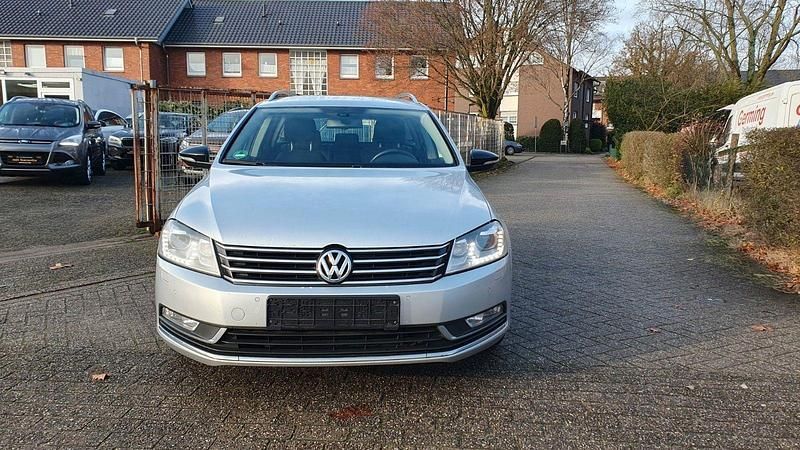 Gebraucht VW Passat Edition 140 PS (102 kW) 2014 Silber Kombi