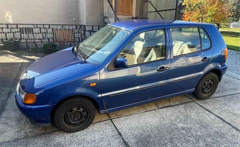 Blau Gebraucht 1998 VW Polo Kleinwagen | 1.999 € (Fairer Preis) - Bild 1/4