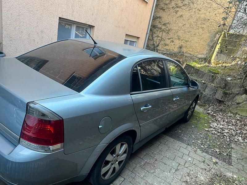 Gebraucht Opel Vectra 155 PS (114 kW) 2004 Silber Limousine