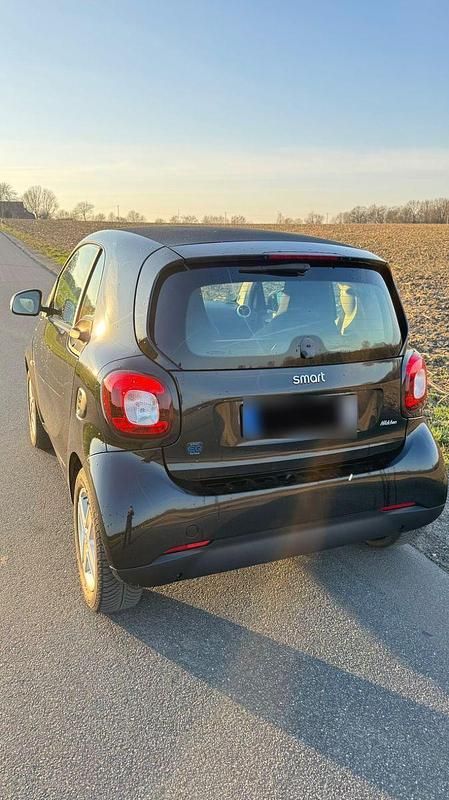 Gebraucht Smart ForTwo Coupé 60 kW (82 PS) 2020 Schwarz Coupé