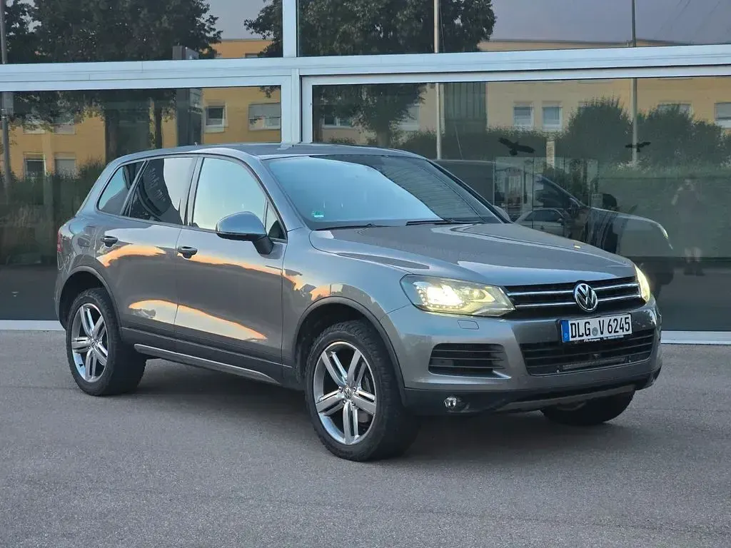 Używany VW Touareg Terrain Tech 245 KM (180 kW) 2012 SUV